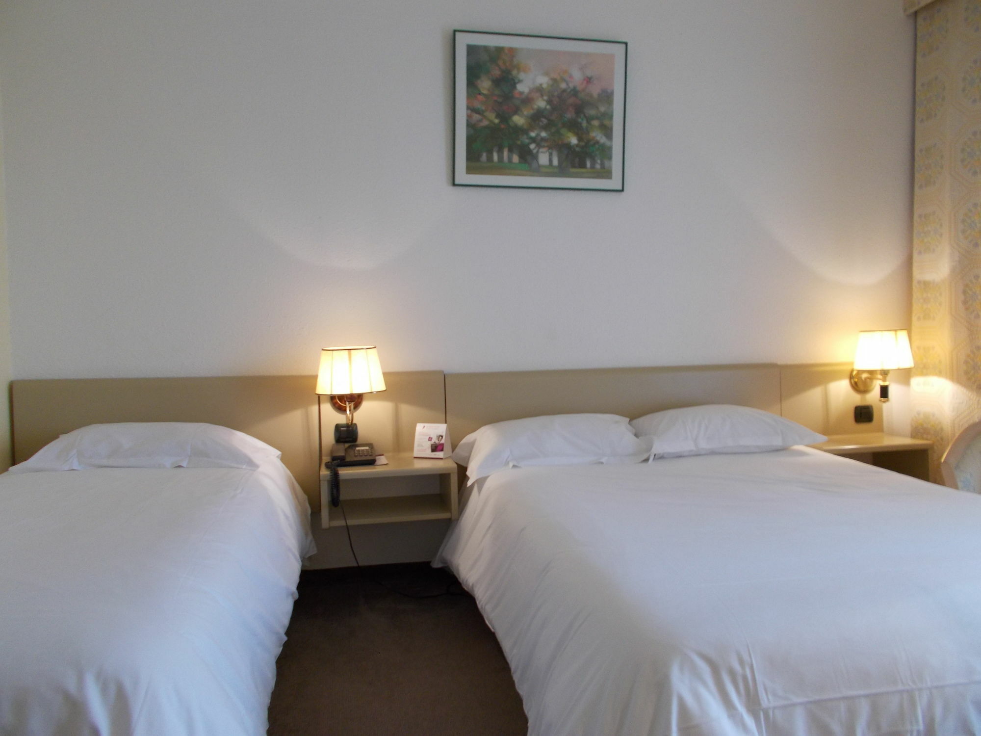Holiday Inn Perpignan, An Ihg Hotel Exterior foto